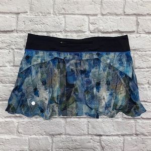 Size 10 Lululemon play off the pleats skirt